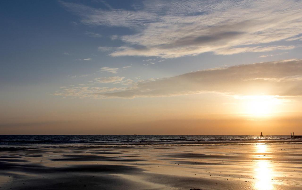 Boszicht 4 aan de Kust Villa Oostkapelle Buitenkant foto